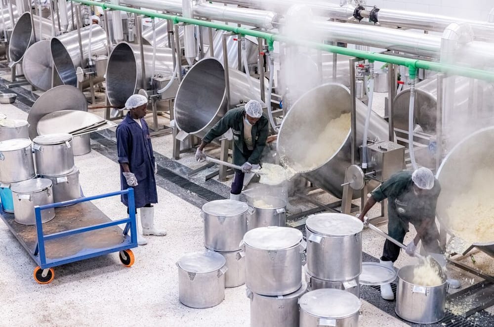 medium-FOOD4EDUCATION_KENYA_2024 130.jpg